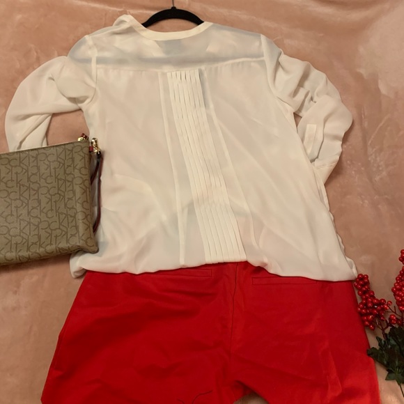 Tops - Picture 5 of 5